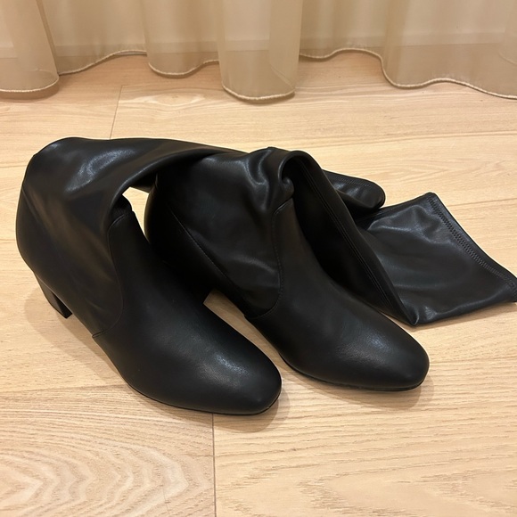 Ferragamo - Picture 3 of 3